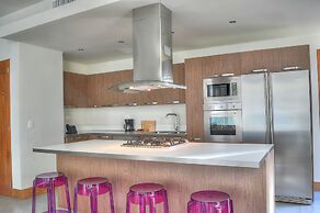 Ultravioleta Boutique Residences