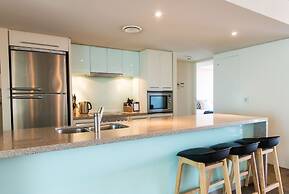 Sullivans Cove Apartments
