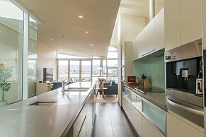 Sullivans Cove Apartments