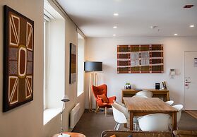 Sullivans Cove Apartments