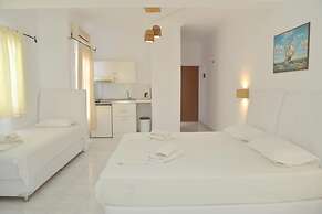 Giannis Hotel Apartments