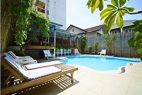 Wild Orchid Villa Bangkok