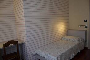 Hotel Italia 30