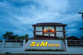 Mana Hotel