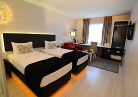 Tempo Fair Suites