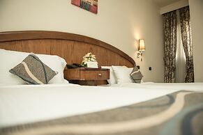 Cherry Maryski Hotel