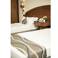 Cherry Maryski Hotel