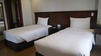 MJ Hotel & Suites