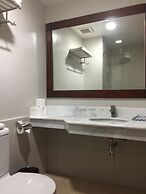 MJ Hotel & Suites