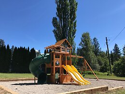 Kokanee Glacier Resort