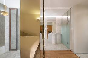Snow hotel