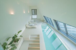 Snow hotel
