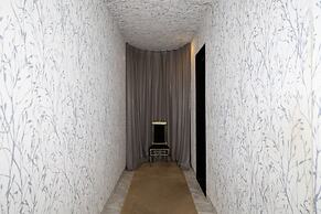 Snow hotel