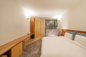 Snow hotel