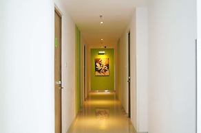 Zoom Hotels