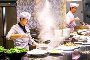 Royal Halong Hotel
