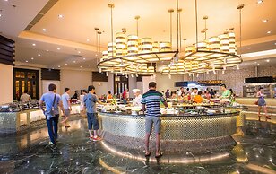 Royal Halong Hotel