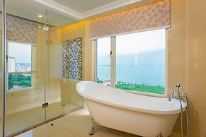 Royal Halong Hotel