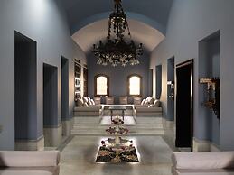 La Maison Bleue