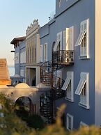 La Maison Bleue