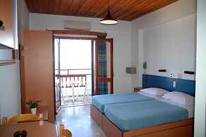 Vlachakis Hotel