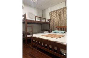Discovery Malacca Hostel