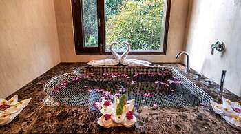 Aahana Resort & Spa
