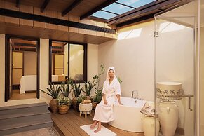 Aahana Resort & Spa