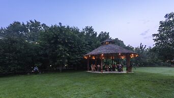 Aahana Resort & Spa