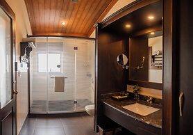 Aahana Resort & Spa