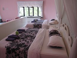 Gorilla Hills Hua Hin Hotel