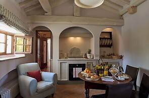 Borgo Pignano Volterra Tuscany
