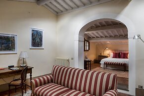 Borgo Pignano Volterra Tuscany