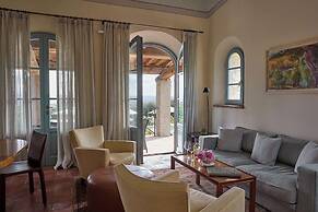 Borgo Pignano Volterra Tuscany