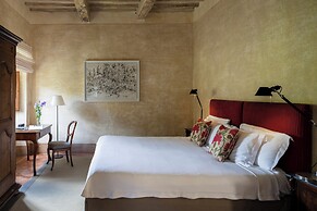 Borgo Pignano Volterra Tuscany