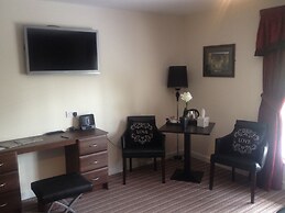 The Hedges Hotel