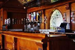 The Hedges Hotel