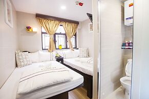 Happy Bee Hostel