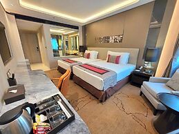 Graceland Bangkok Hotel