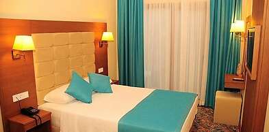 Liona Hotel