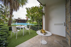 Liona Hotel