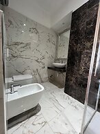 Hotel Petit Royal