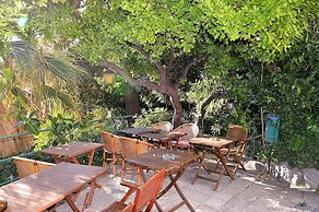Hotel Petit Royal