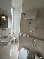 Hotel Petit Royal