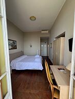 Hotel Petit Royal