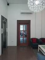 GinaSuite Kompleks27 Hotel