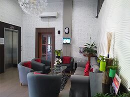 GinaSuite Kompleks27 Hotel