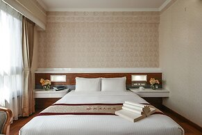 Ever Luck Hotel