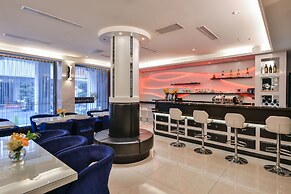 Harmonious Hotel