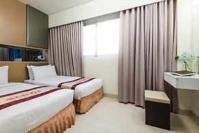 Harmonious Hotel